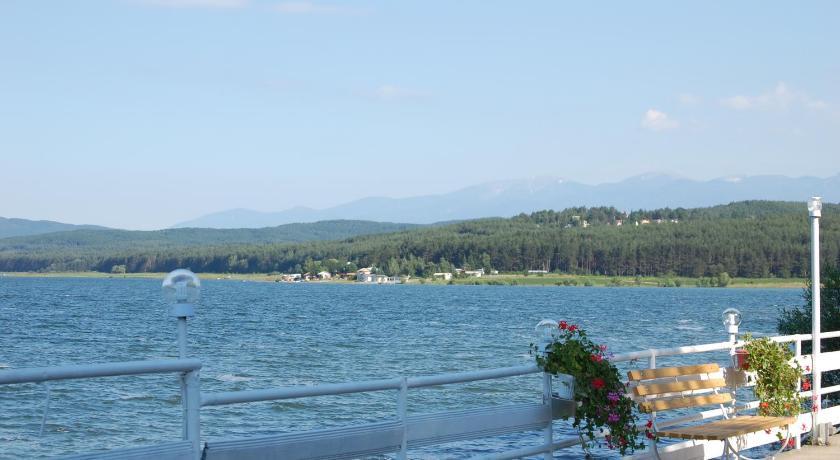 White Village Park Iskar Lake Pasarel ภายนอก รูปภาพ